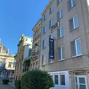 ** Otel Beaux Arts Belçika